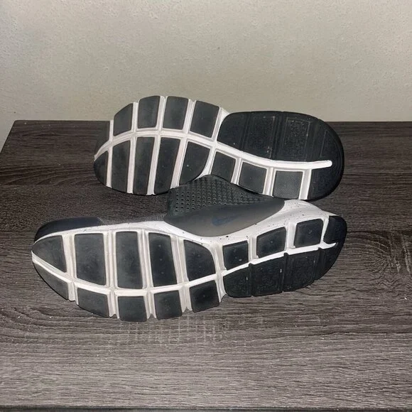 Nike Wolf Gray Sock Dart Slip On Athletic Breathable Low Top Comfort Shoes Sz 10 - Picture 7 of 8